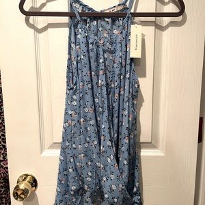 Size S Never Worn Francesca’s Tank